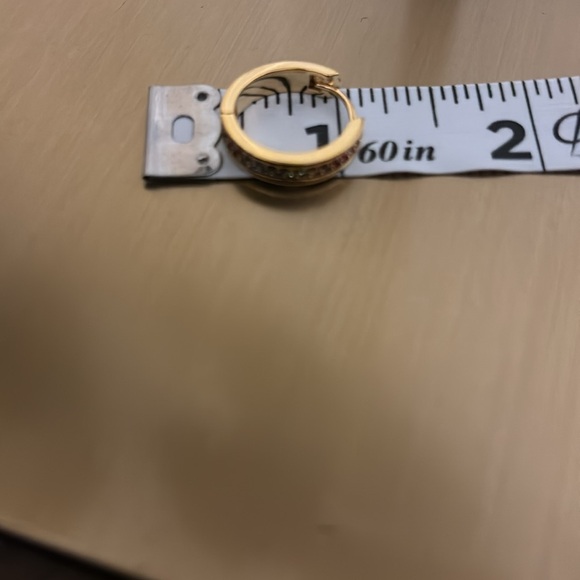 DIANE VON FURSTENBERG HUGGY HOOPS GOLD SHINY STONES - Picture 3 of 4